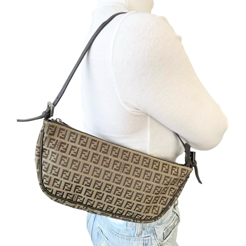 Authentic Fendi vintage zucca shoulder bag (F107)